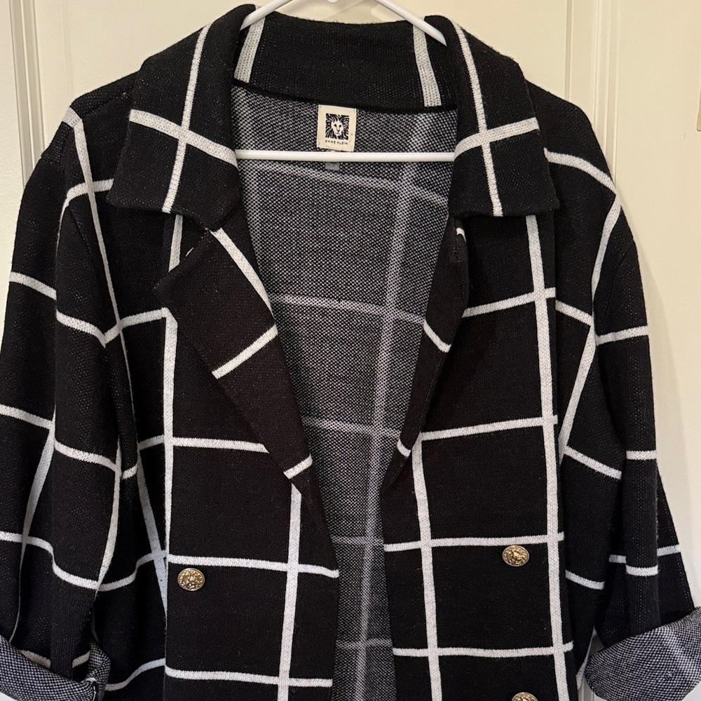 Anne Klein Black and White Knit Sweater - Picture 4 of 7